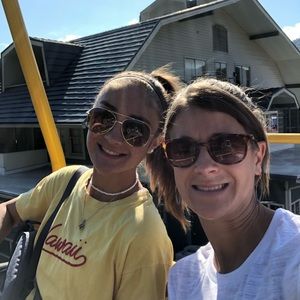 Meet your Posher, Kelly